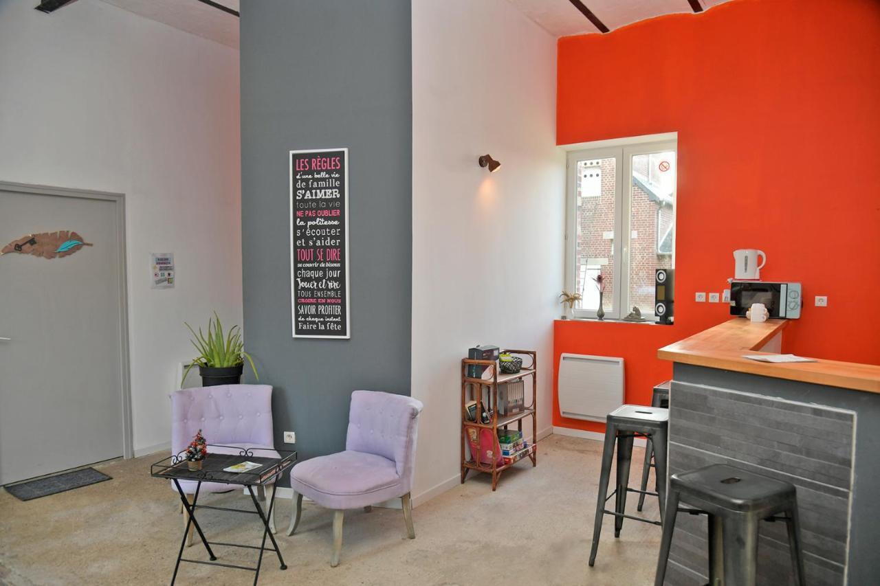 Les Colombines Bed & Breakfast Hombleux Eksteriør bilde